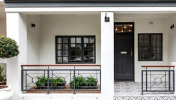 Nicol Street Heritage Cottage Gallery